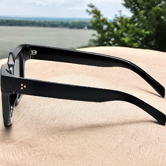 NEW Black Chunky Square Frame 3 Gold Rivet Vintage Designer Style Sunglasses - Picture 11 of 16